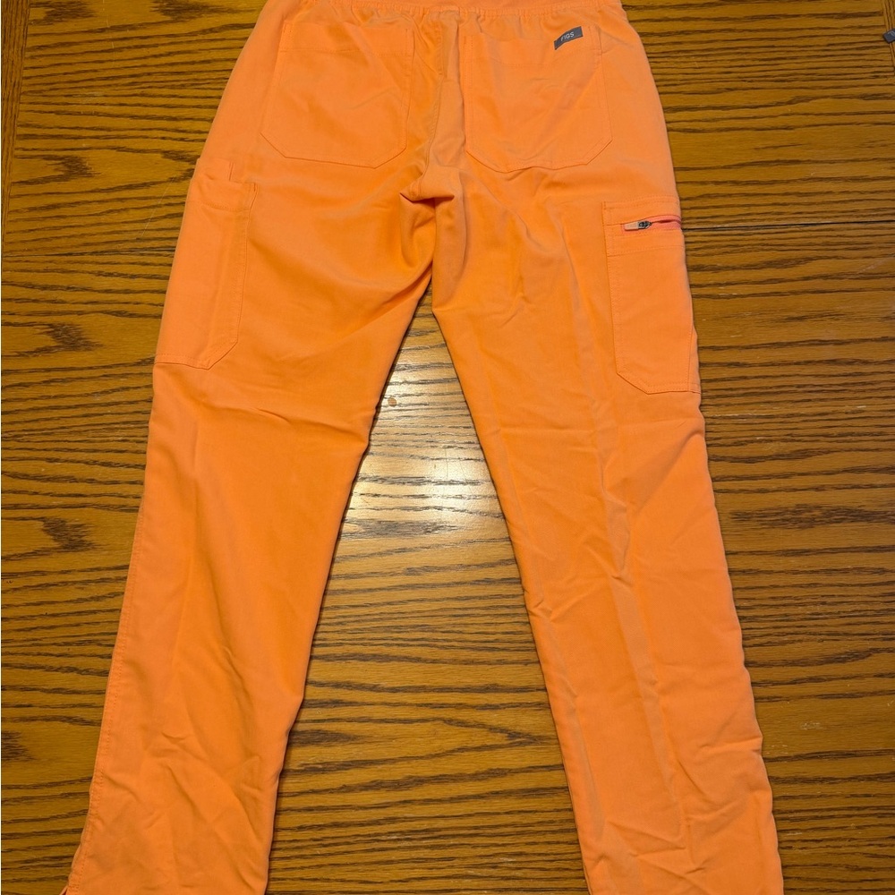 Figs Women's Bright Orange yola scrub Pants